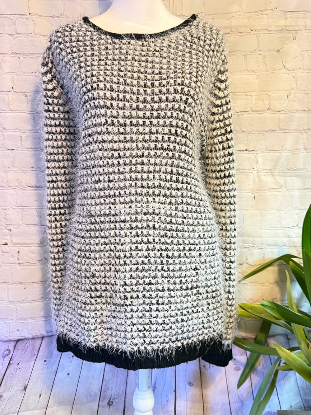 Westport Black and White Fuzzy Knit Sweater